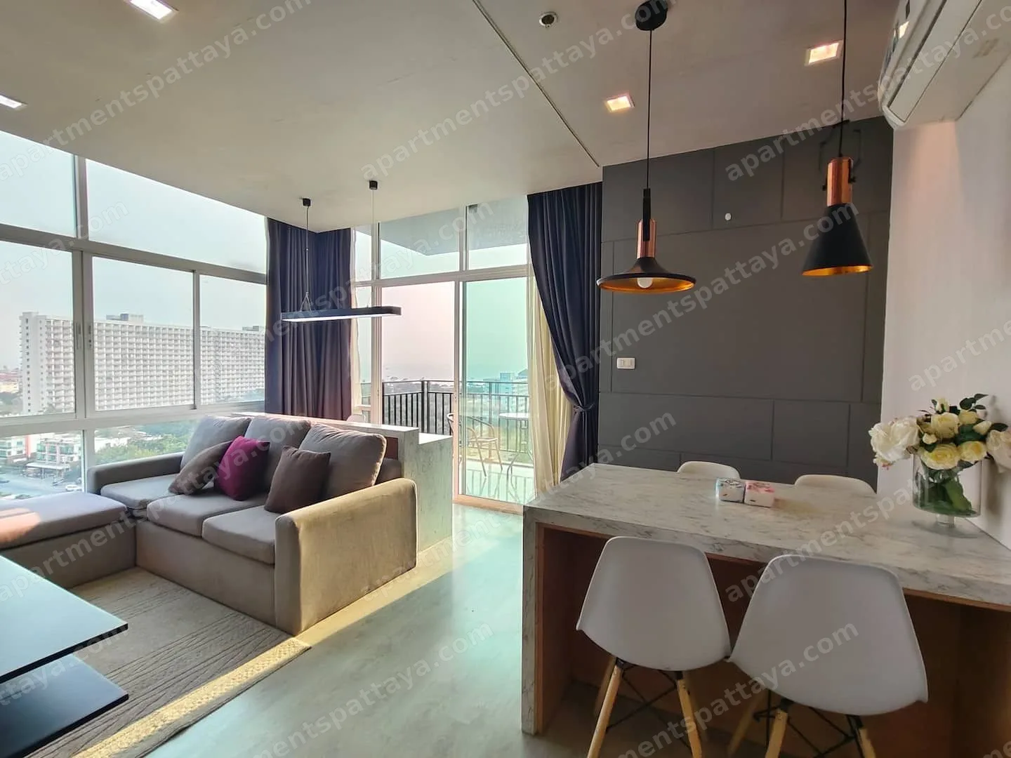 Панорамная 2-bedroom квартира у пляжа Джомтьен 4